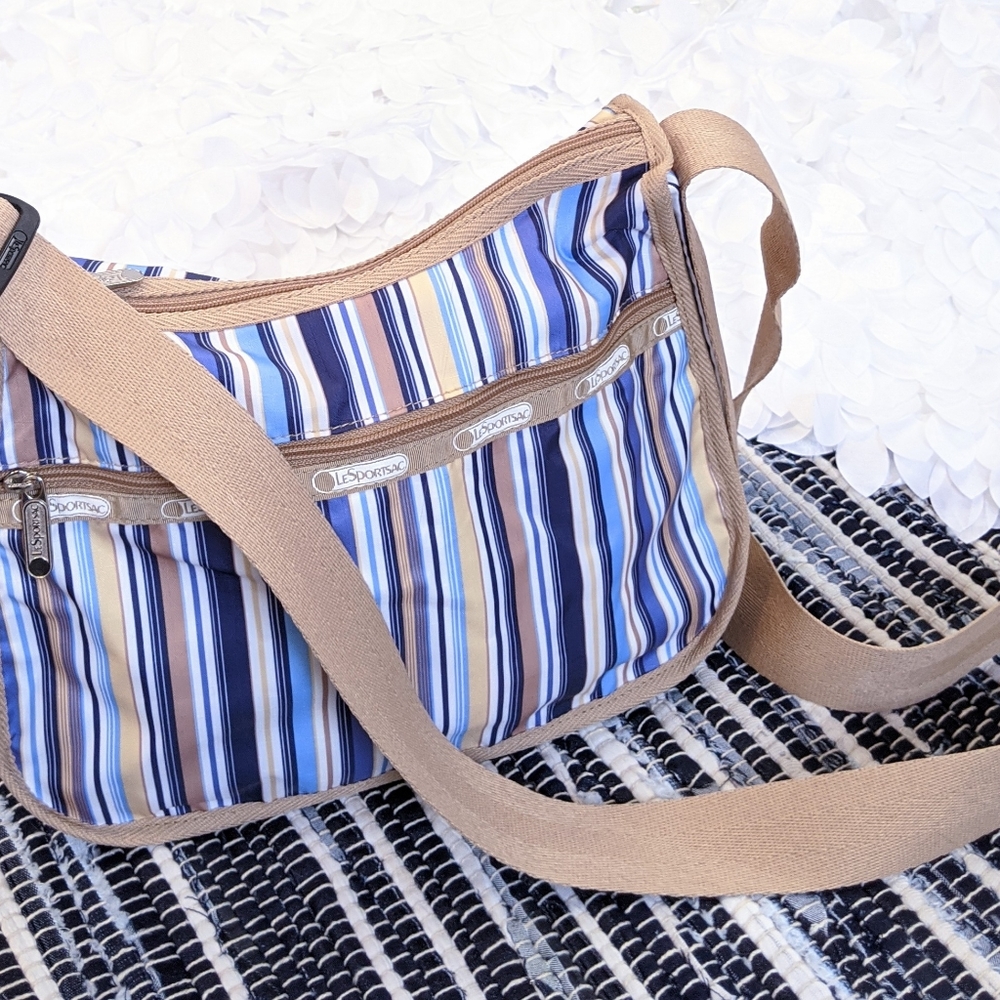 💎LeSportsac Hobo Bag retired Spring Summer